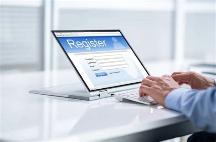 How do I register as self employed in Greece?